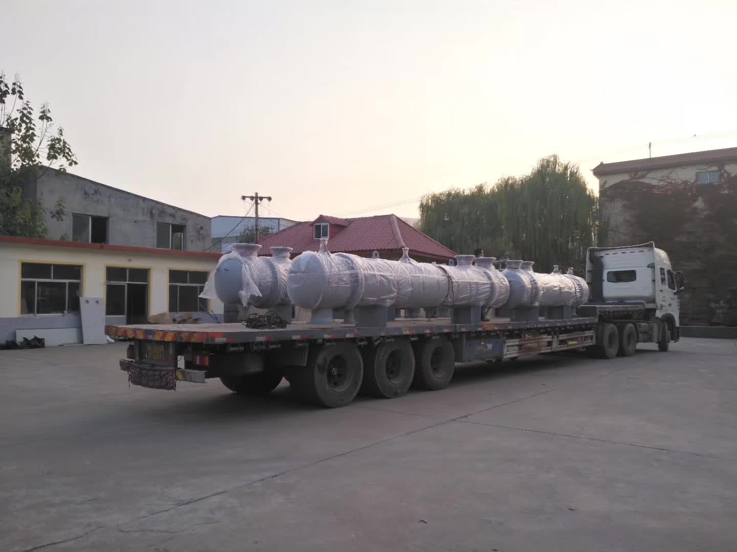 管壳式换热器特点 管壳式换热器特点