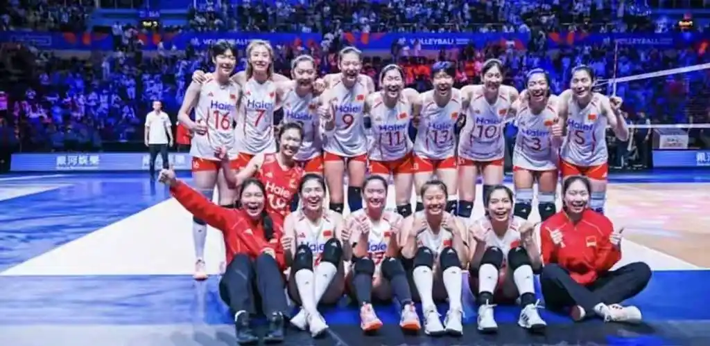 中国女排迎战伊拉克女排体育快讯配图